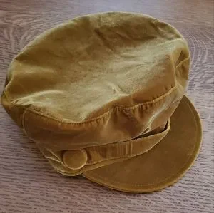 Anthropologie Velvet Bakersboy Cap - gold Anthropologie | Accessories | Anthropologie Velvet Bakersboy  main image 2